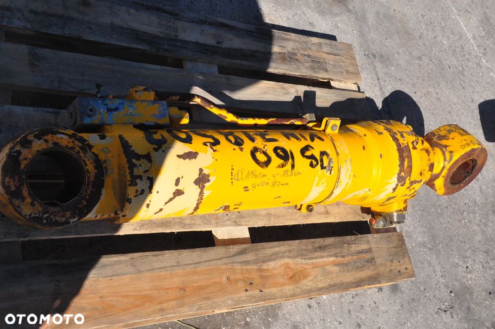 SIŁOWNIK JCB JS160 DŁ. 116 CM - 2