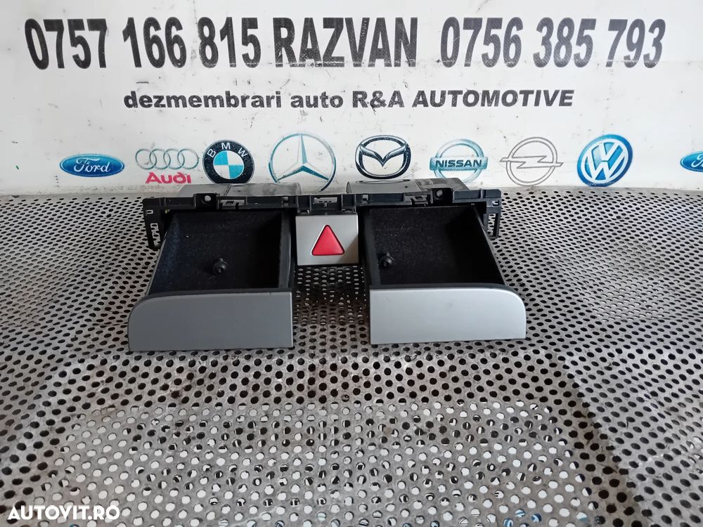 Sertar Bord Buton Avarii vw Passat B6 2006-2010 Motor BMP - 1