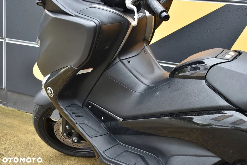 Yamaha Tmax - 19
