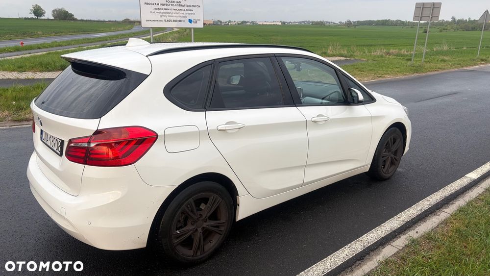 BMW Seria 2 218d Luxury Line - 4