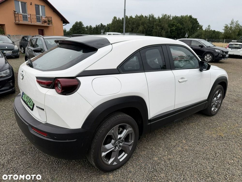 Mazda MX-30 - 4