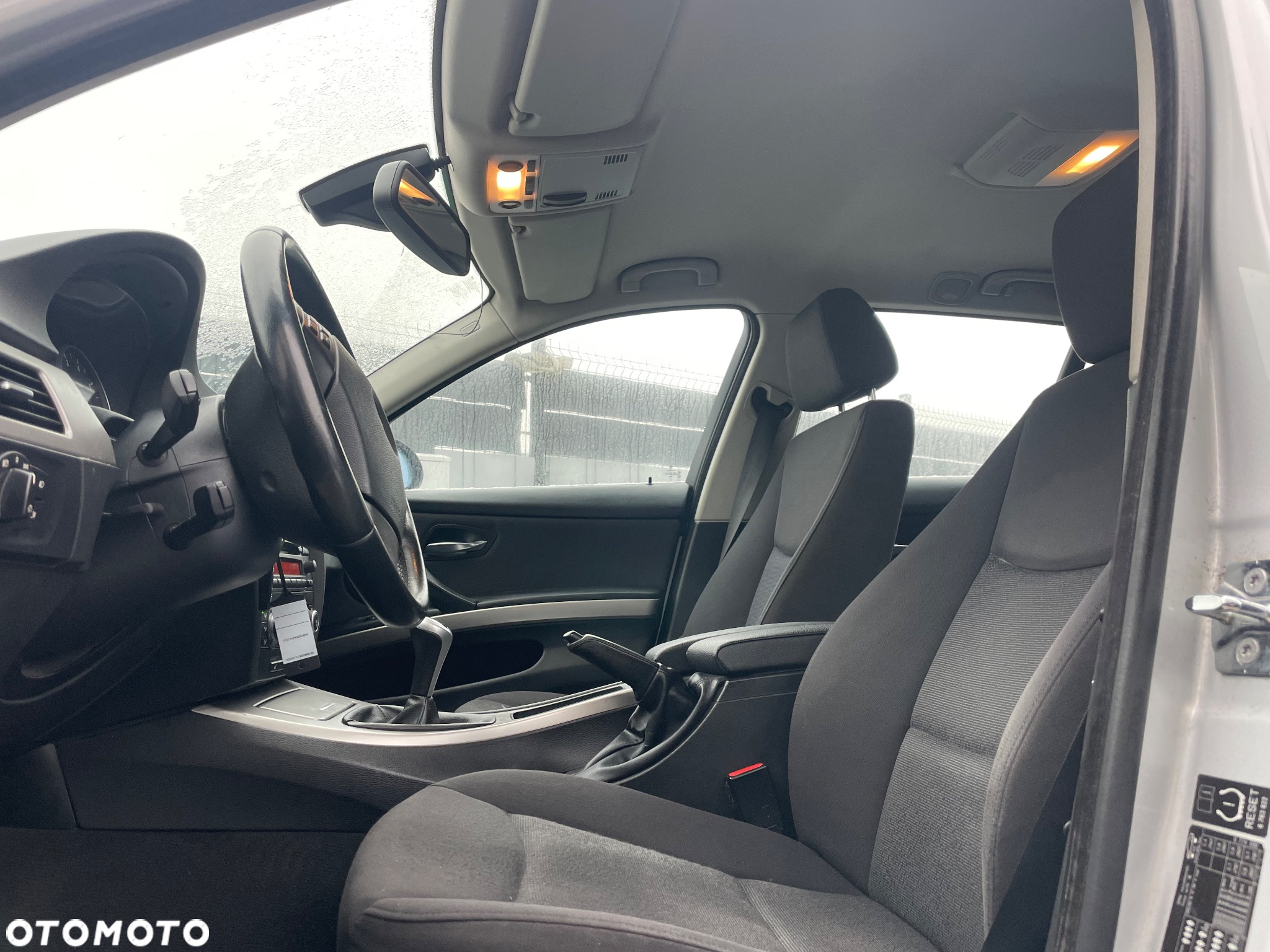 BMW Seria 3 320i Touring - 5