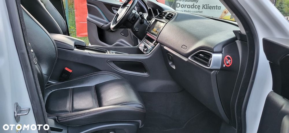 Jaguar F-Pace 2.0 i4D AWD Prestige - 13