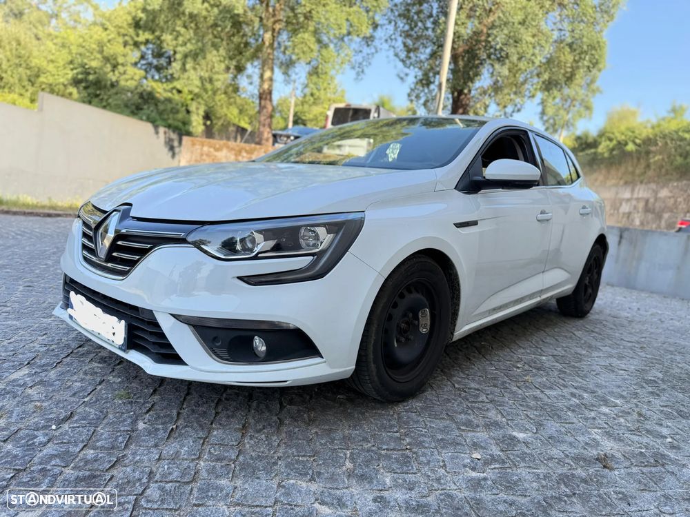 Porta Frente Esquerda Renault Megane IV Ano 2017 - 1