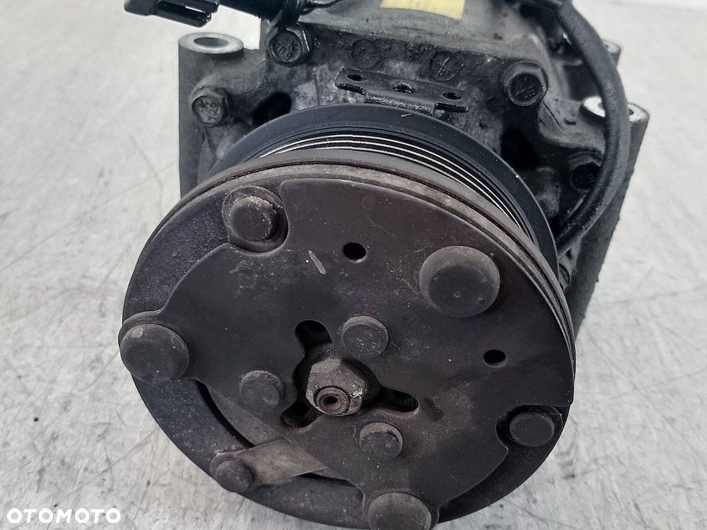 POMPA, SPRĘŻARKA KLIMATYZACJI FORD FIESTA MK5 6S6H19D629CA 1.3 B - 2