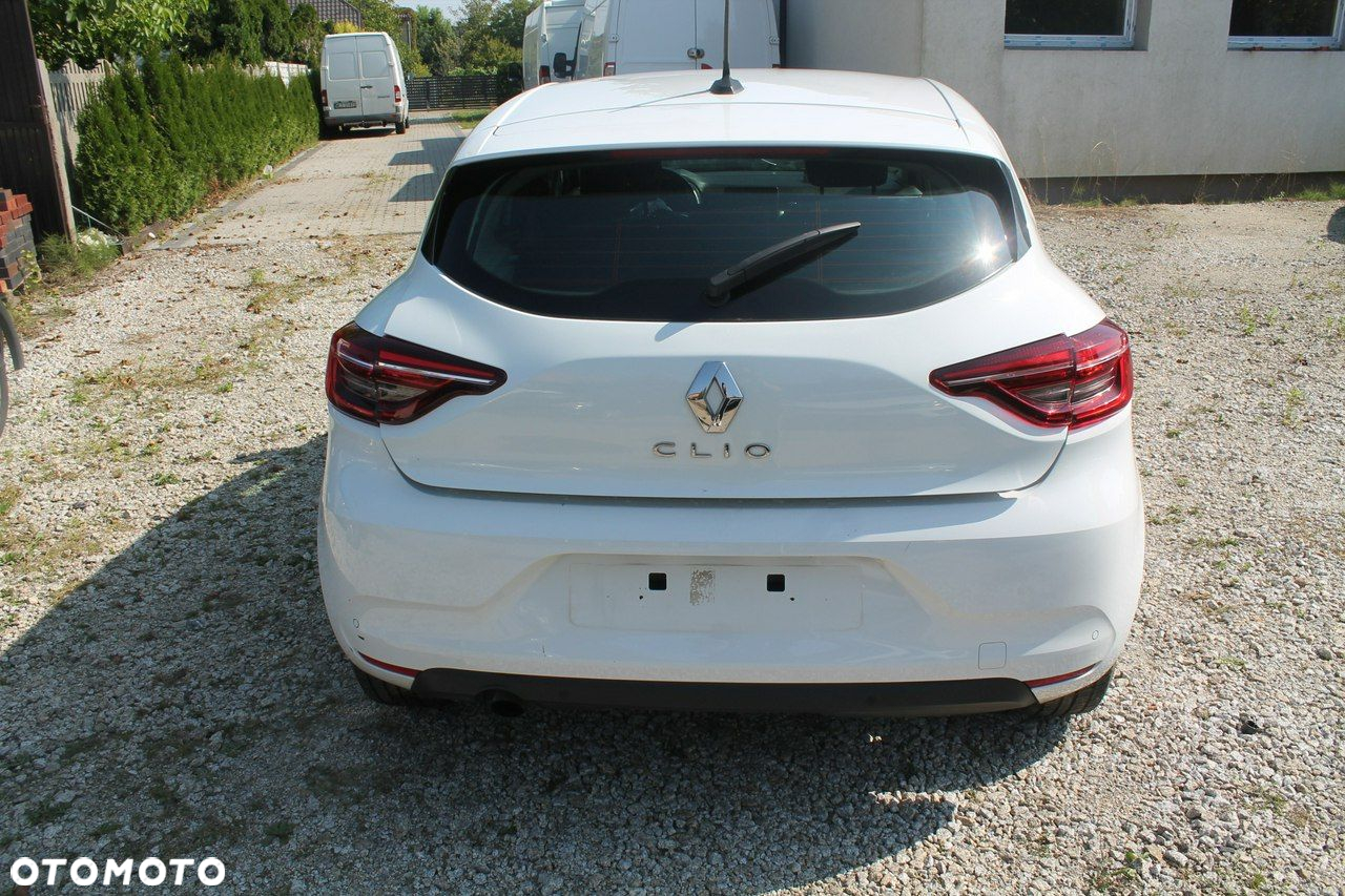 Renault Clio - 6