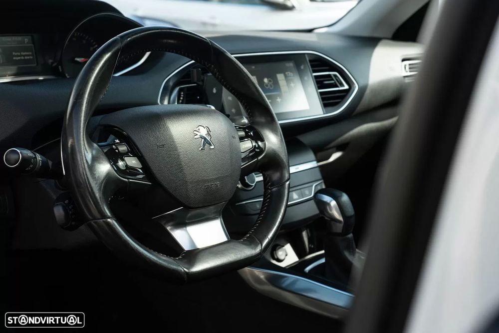Peugeot 308 - 10