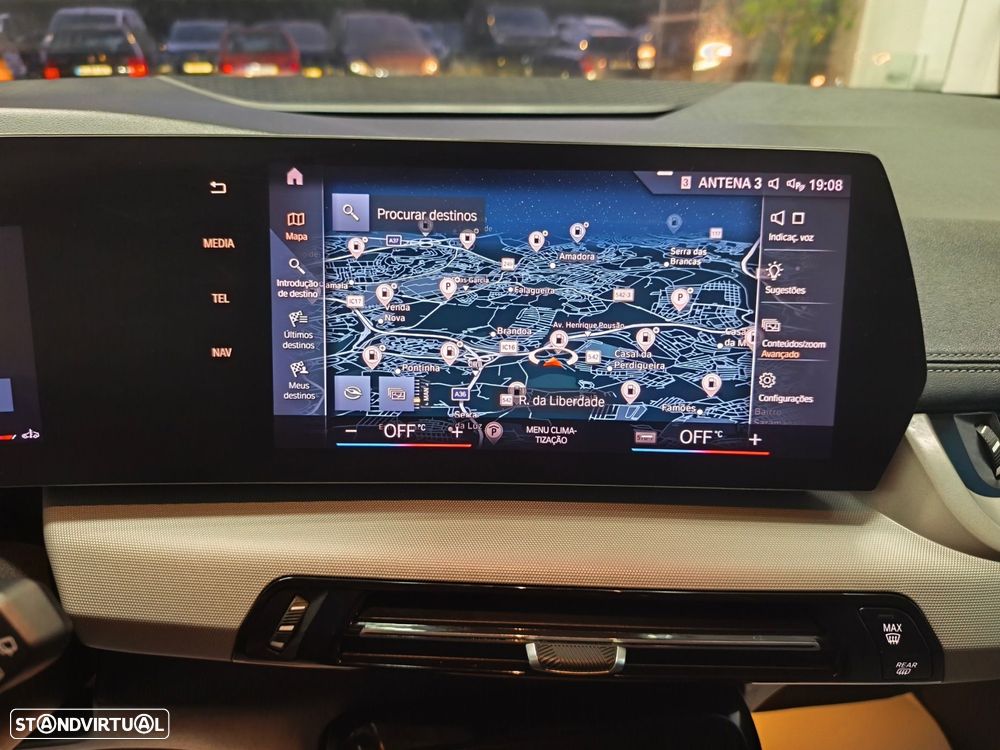 BMW 218 Active Tourer i Line Luxury Auto - 11