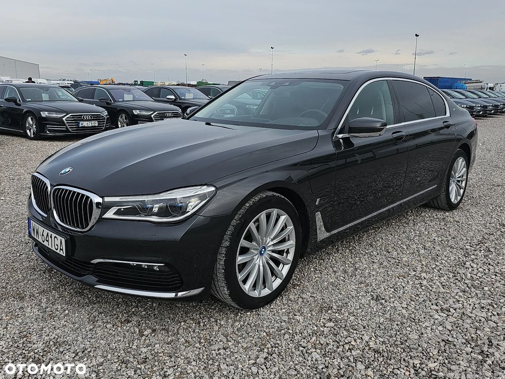 BMW Seria 7 740Le xDrive iPerformance - 1
