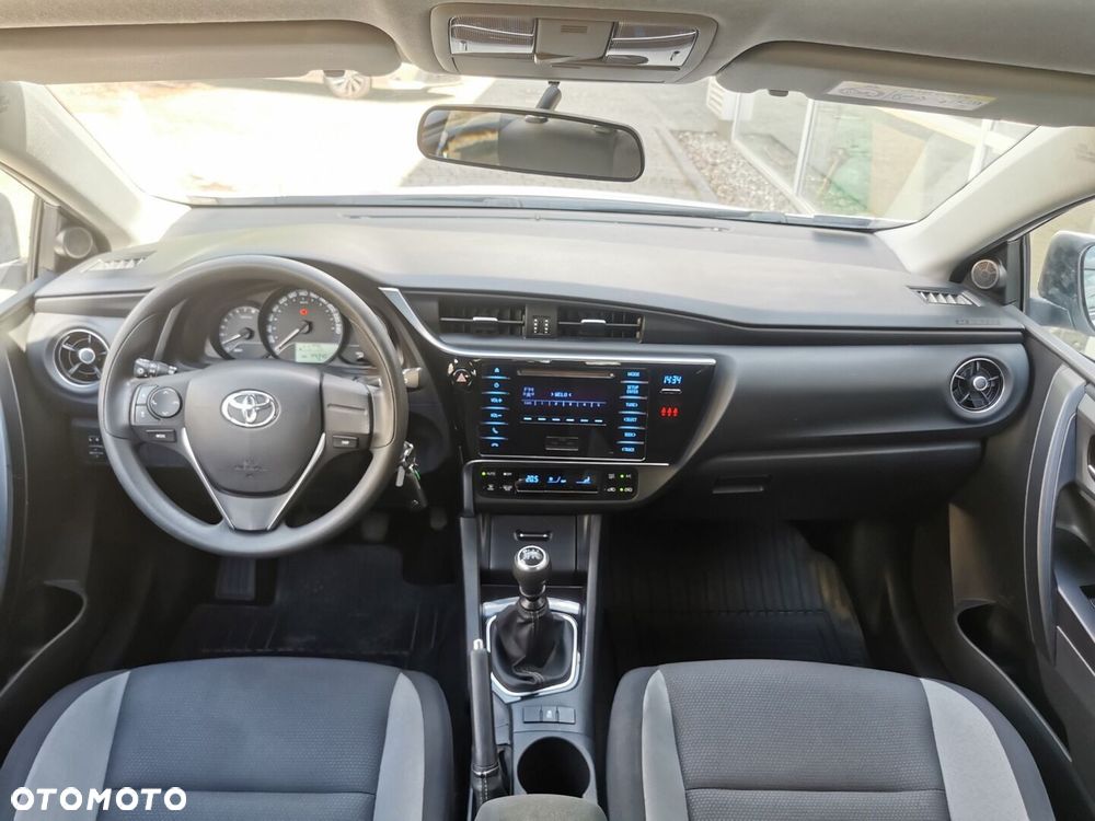 Toyota Auris 1.33 VVT-i Active - 8