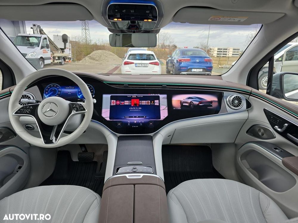 Mercedes-Benz EQS 500 4MATIC - 9