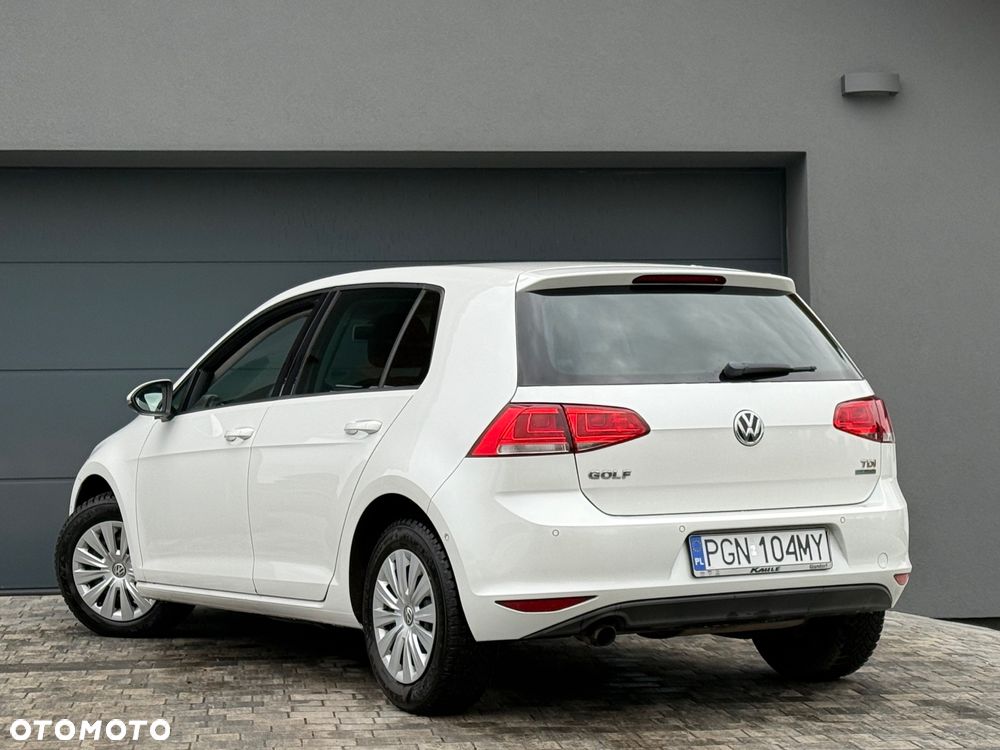 Volkswagen Golf 1.6 TDI BlueMotion Technology Trendline - 8