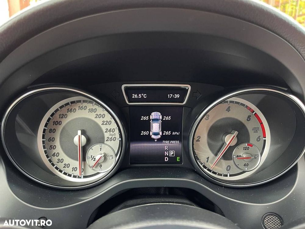 Mercedes-Benz CLA 220 d 4MATIC Aut. - 16