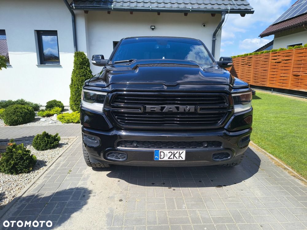 Dodge RAM 5.7 4x4 - 3