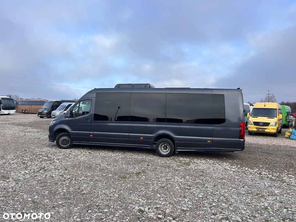 Mercedes-Benz Sprinter 519 - 9