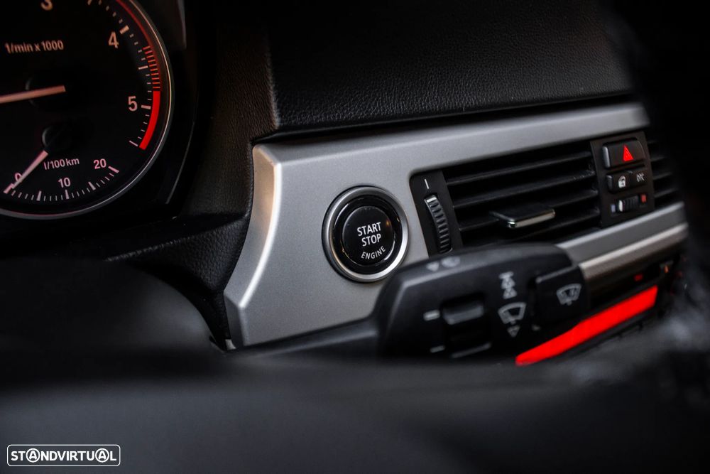 BMW 320 d Auto - 21