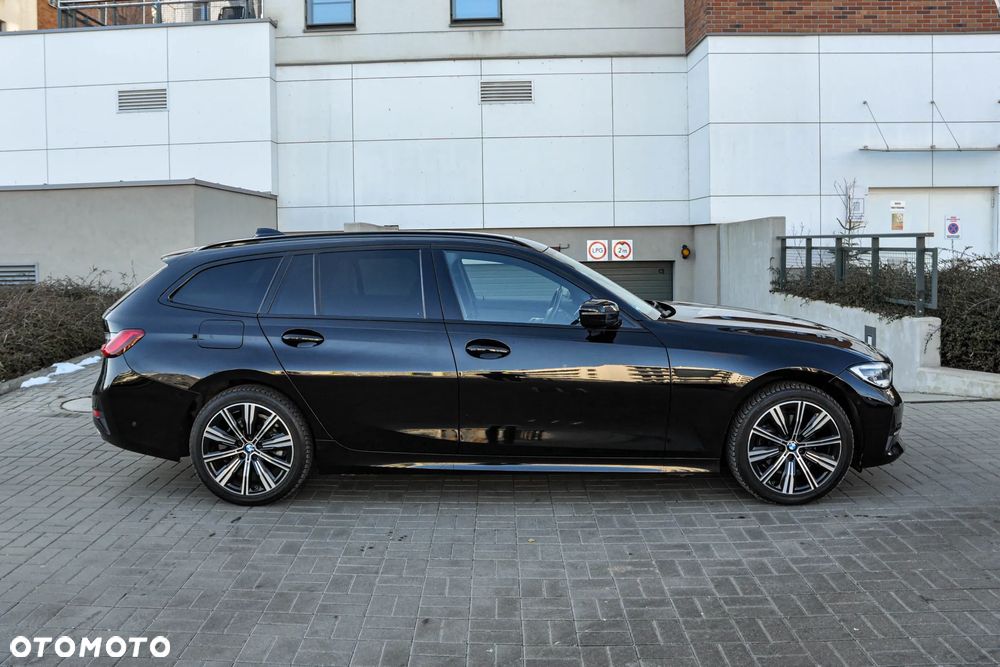 BMW Seria 3 320d - 5