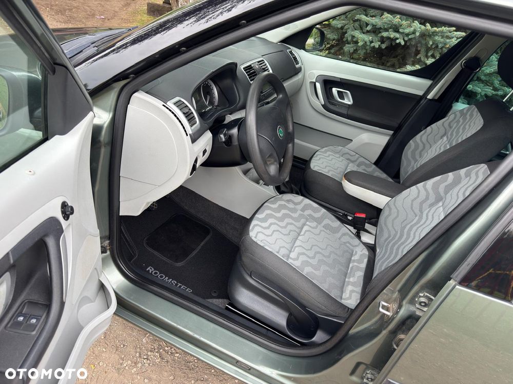 Skoda Roomster 1.6 16V Comfort PLUS EDITION - 6