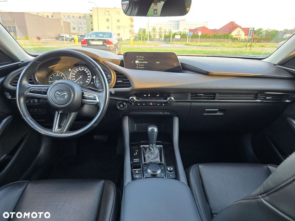 Mazda 3 - 9