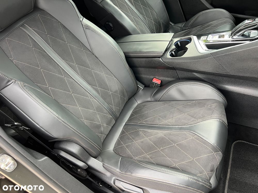 Peugeot 5008 2.0 BlueHDI GT S&S EAT8 - 28