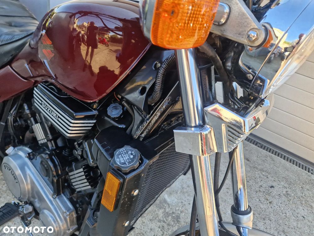 Suzuki GV - 13