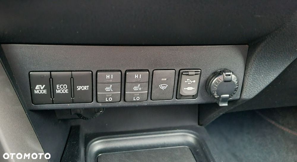 Toyota RAV4 Hybrid Premium 4x4 - 19