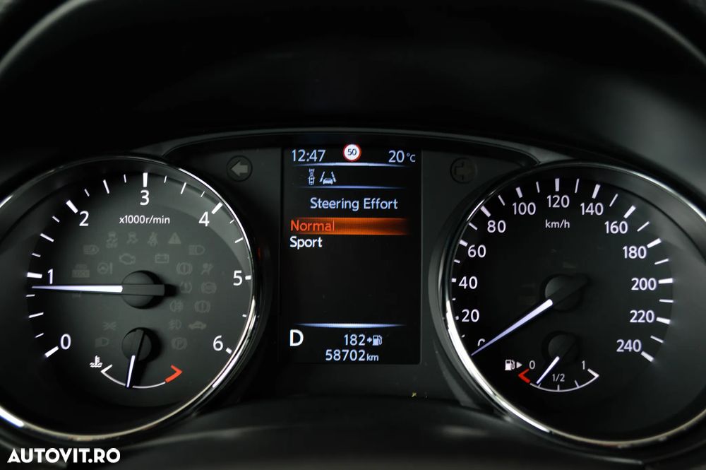Nissan Qashqai 1.6 DCI Xtronic TEKNA - 19