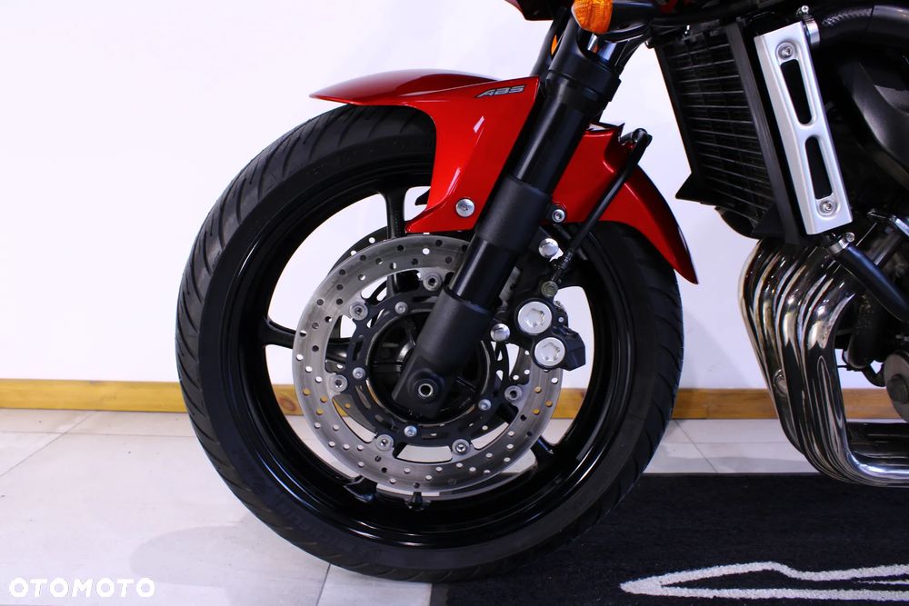Yamaha FZ6 - 24