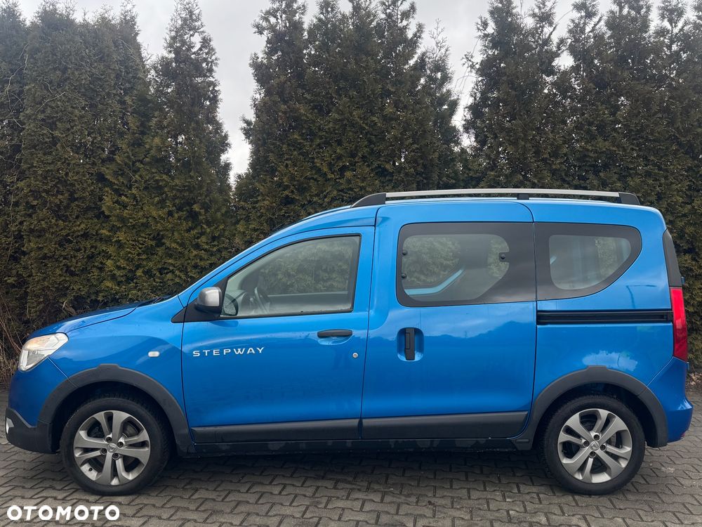 Dacia Dokker TCe 115 Stepway Celebration - 12
