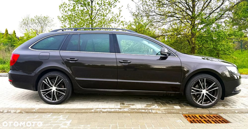 Skoda Superb 2.0 TDI Business DSG - 6