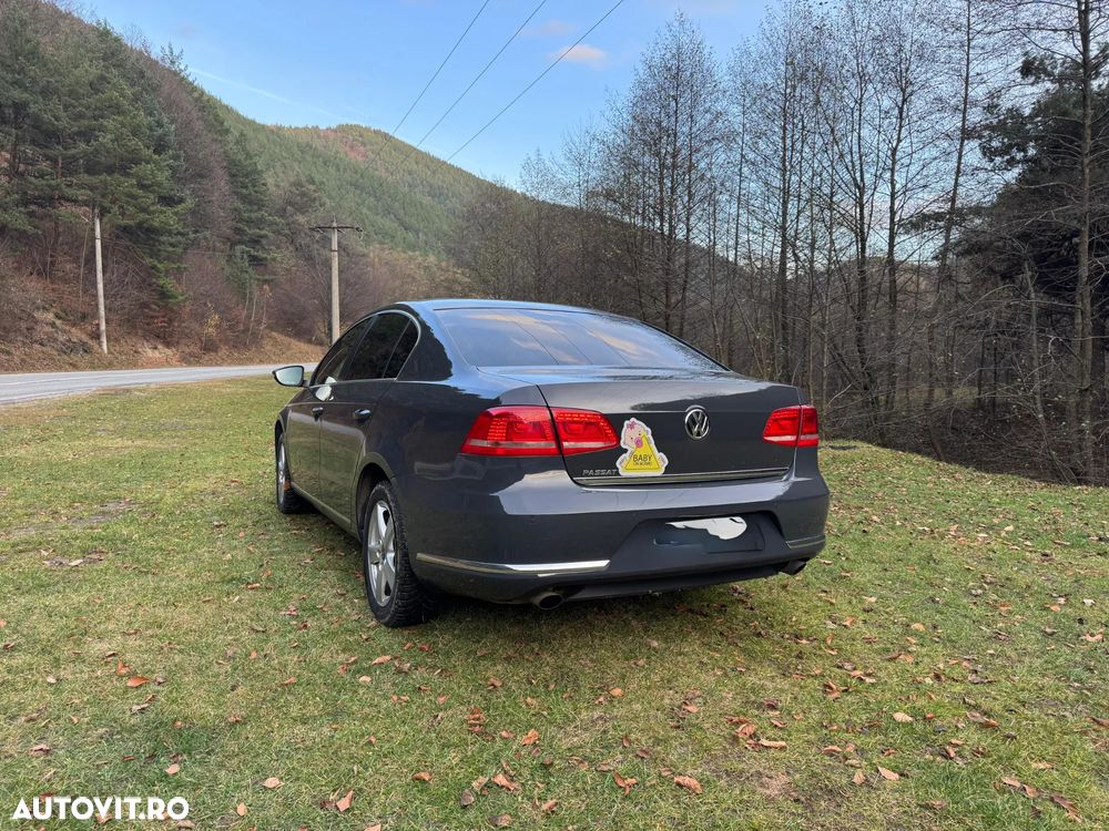 Volkswagen Passat 2.0 TDI 4Motion BlueMotion Technology DSG Highline - 21