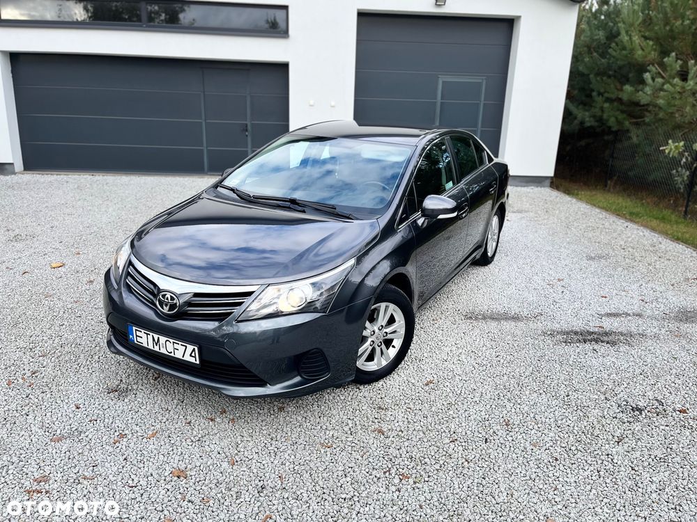 Toyota Avensis 1.8 Premium - 1