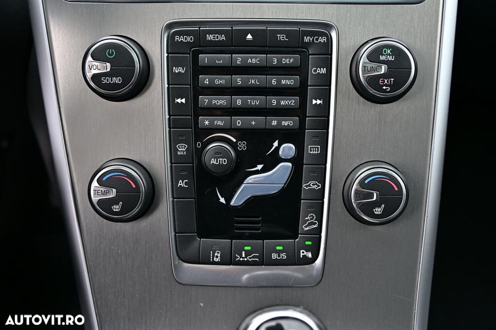 Volvo XC 60 - 23