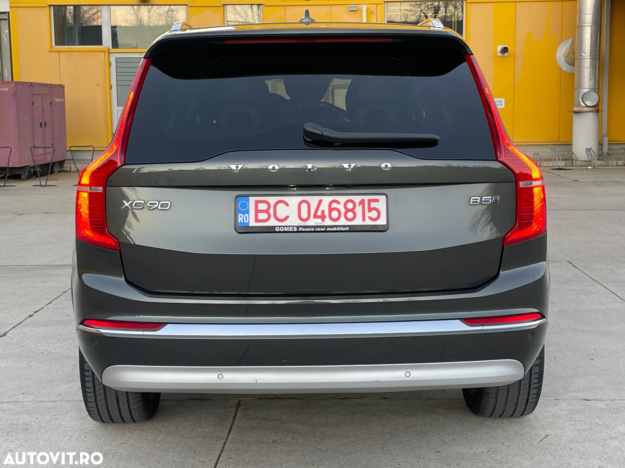 Volvo XC 90 B5 MHEV AWD 7 locuri Momentum Pro - 18