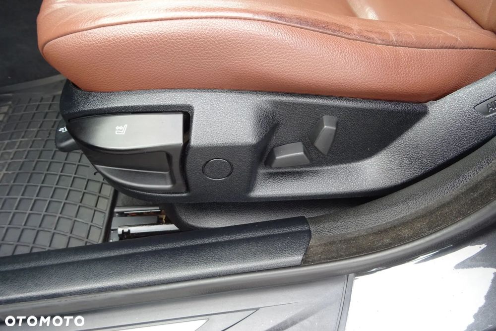 BMW Seria 5 520d - 26