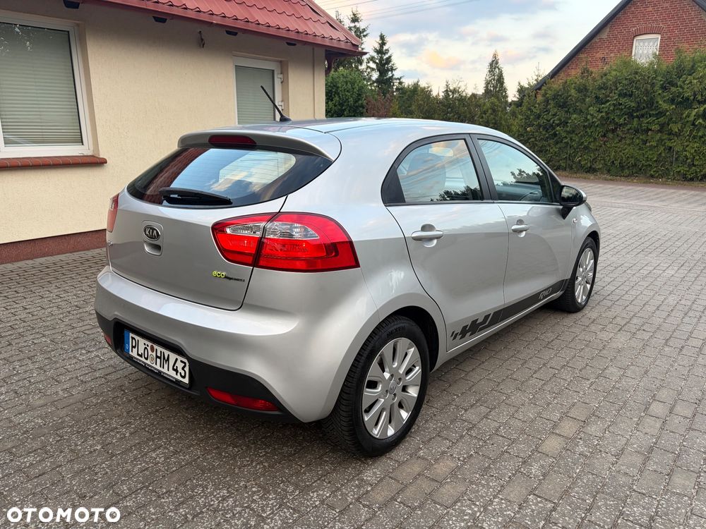 Kia Rio 1.1 crdi M - 4