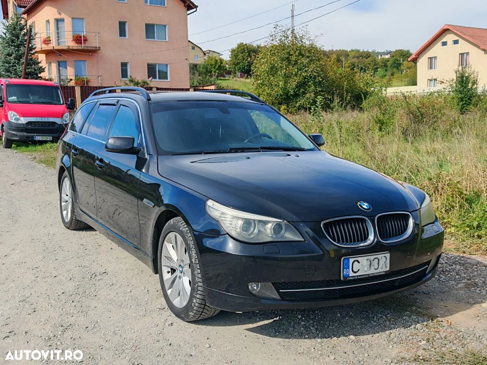 BMW Seria 5 520d Touring - 2