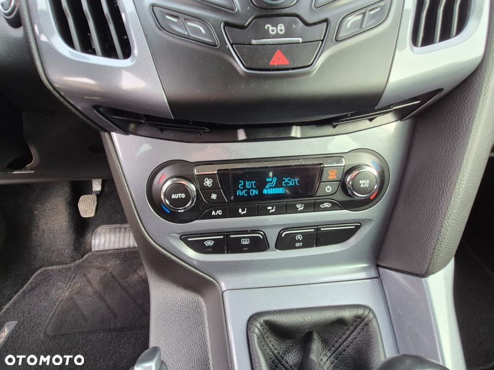 Ford Focus 1.6 TDCi DPF Start-Stopp-System Titanium - 27
