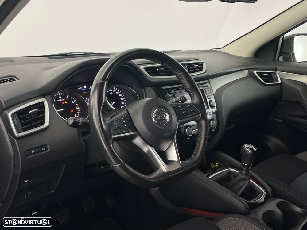 Nissan Qashqai 1.3 DIG-T N-Connecta - 16