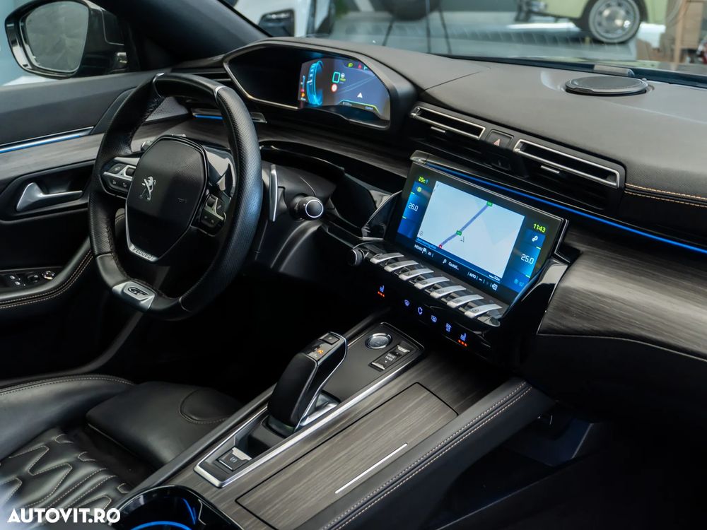 Peugeot 508 Plug-In Hybrid 225 e-EAT8 GT - 39