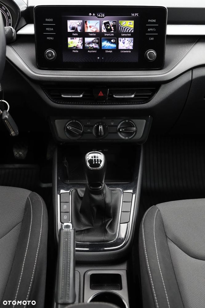 Skoda Fabia 1.0 TSI Ambition - 28