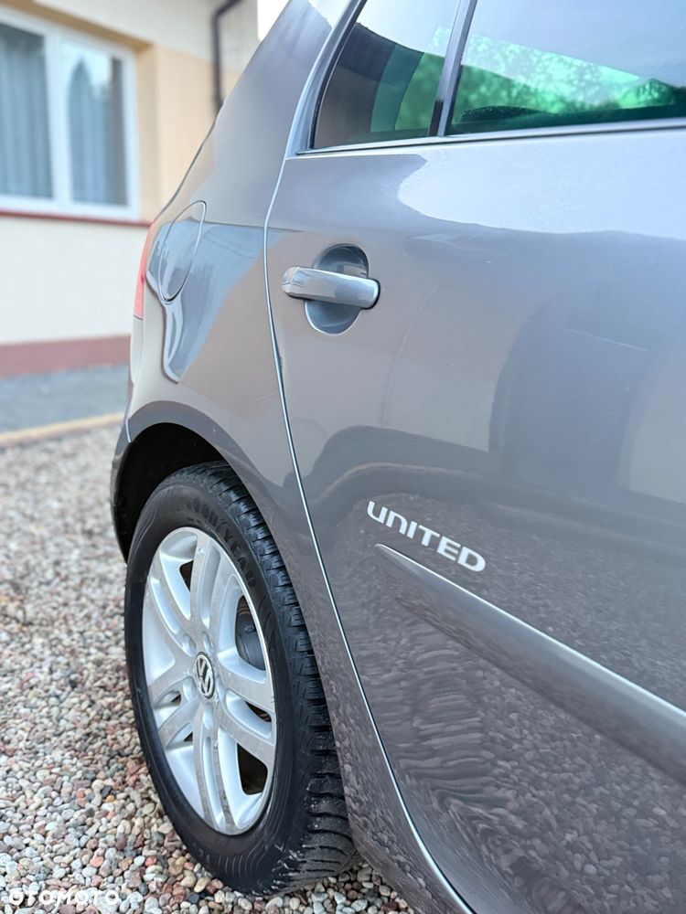 Volkswagen Golf 1.6 United - 21