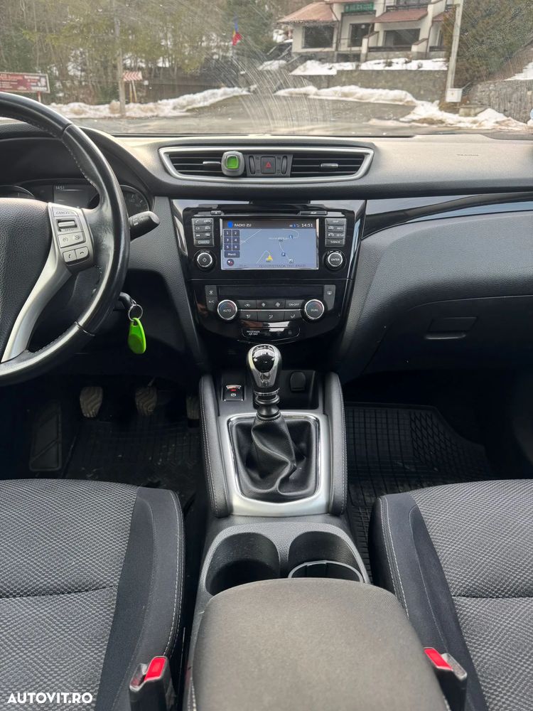 Nissan Qashqai 1.6 DCI ALL-MODE 4x4i N-Connecta - 11