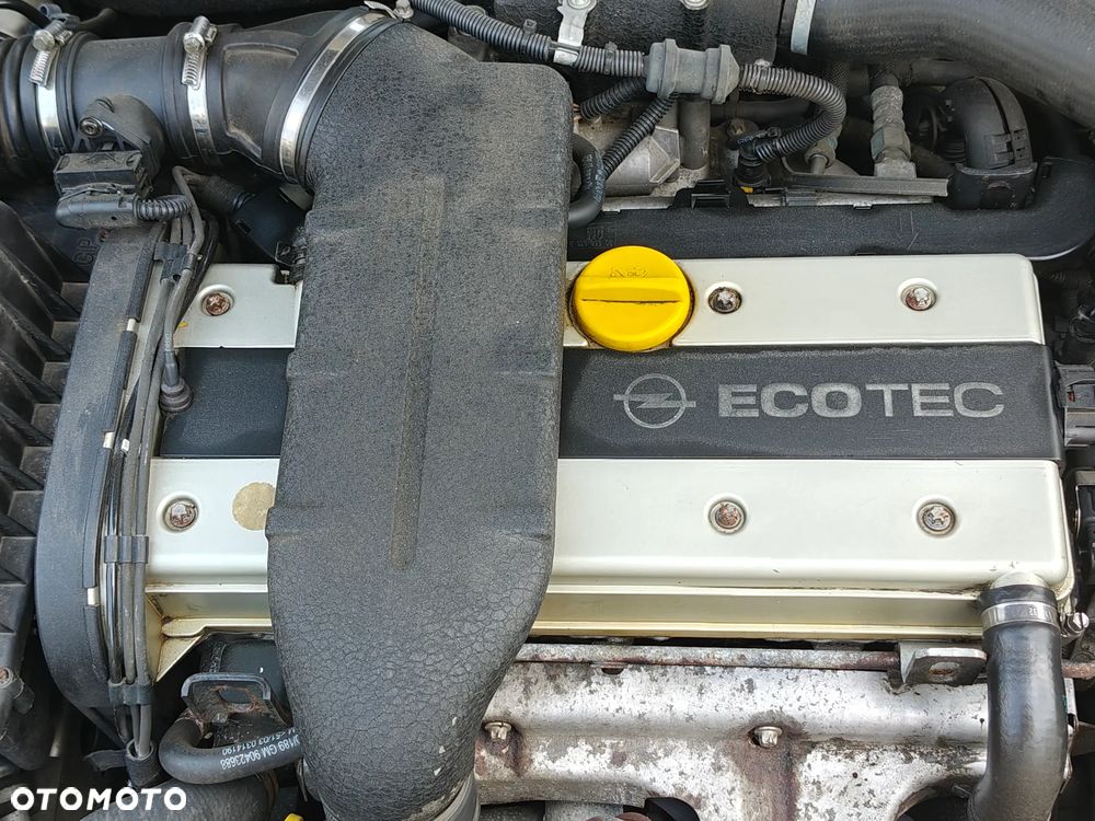 Opel Astra 2.0 T Cosmo - 18