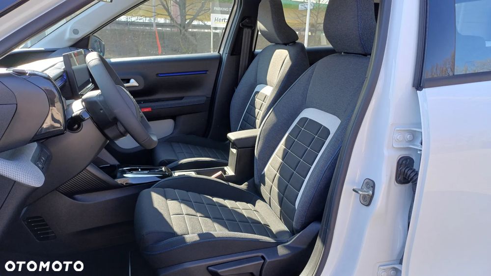 Citroën C3 1.2 mHEV Plus - 11