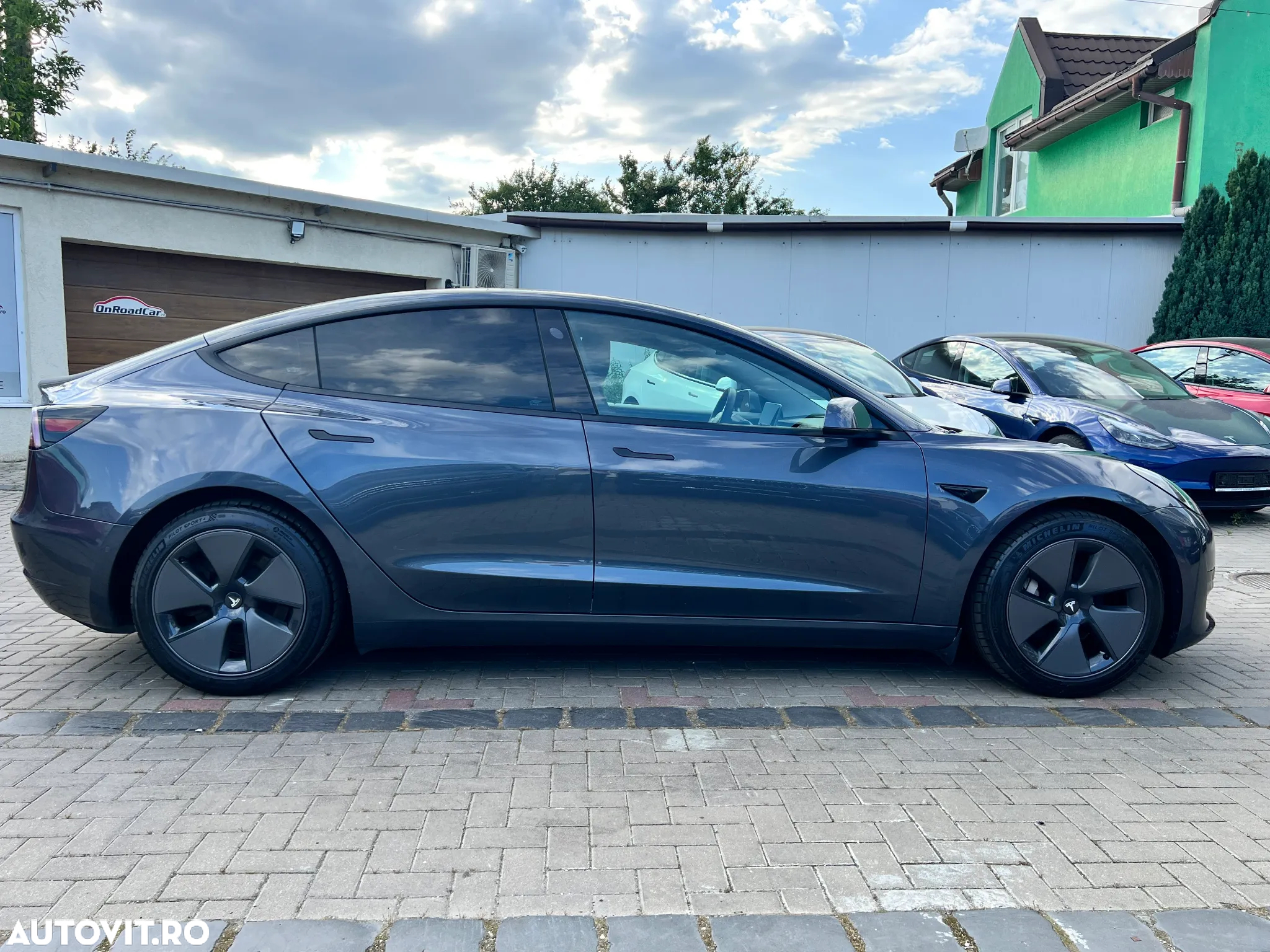 Tesla Model 3 Standard Reichweite Plus Hinterradantrieb - 11
