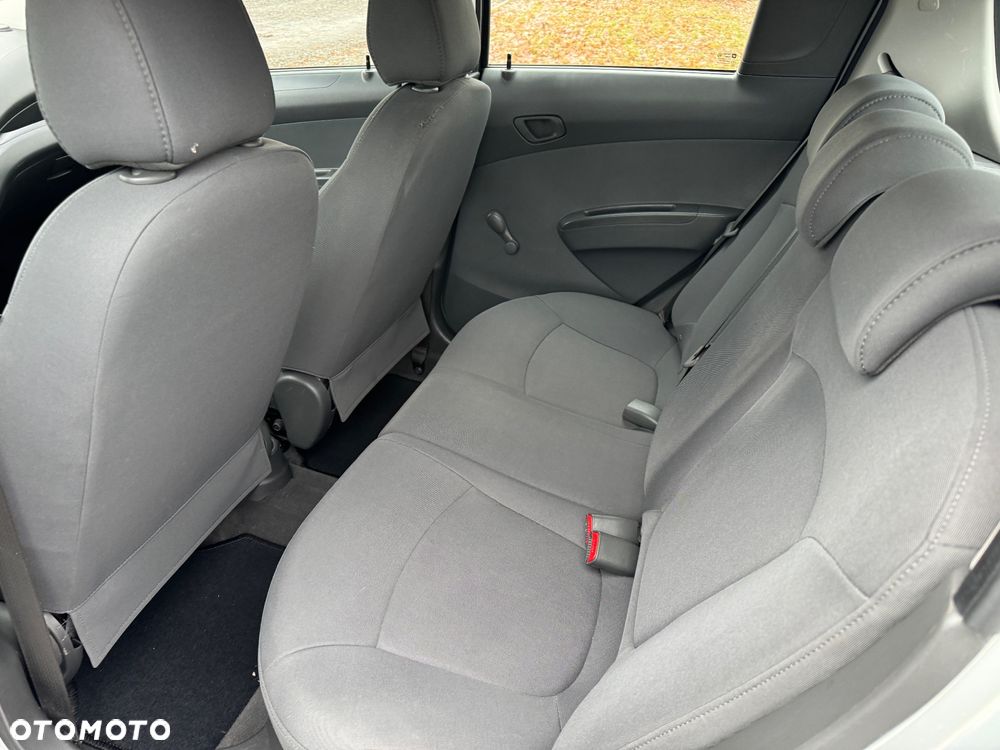 Chevrolet Spark 1.0 - 11