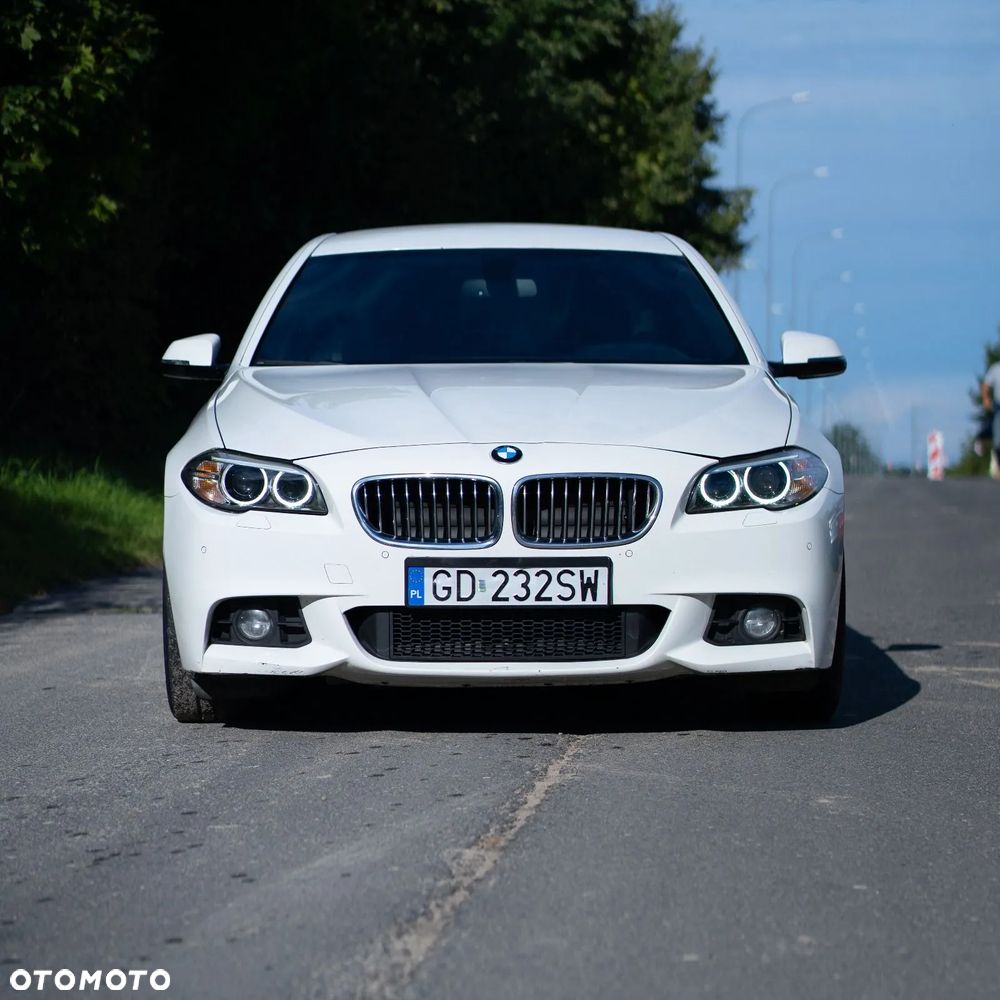 BMW Seria 5 525d xDrive - 6