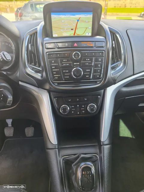 Opel Zafira 1.4 T Dynamic GPL - 13