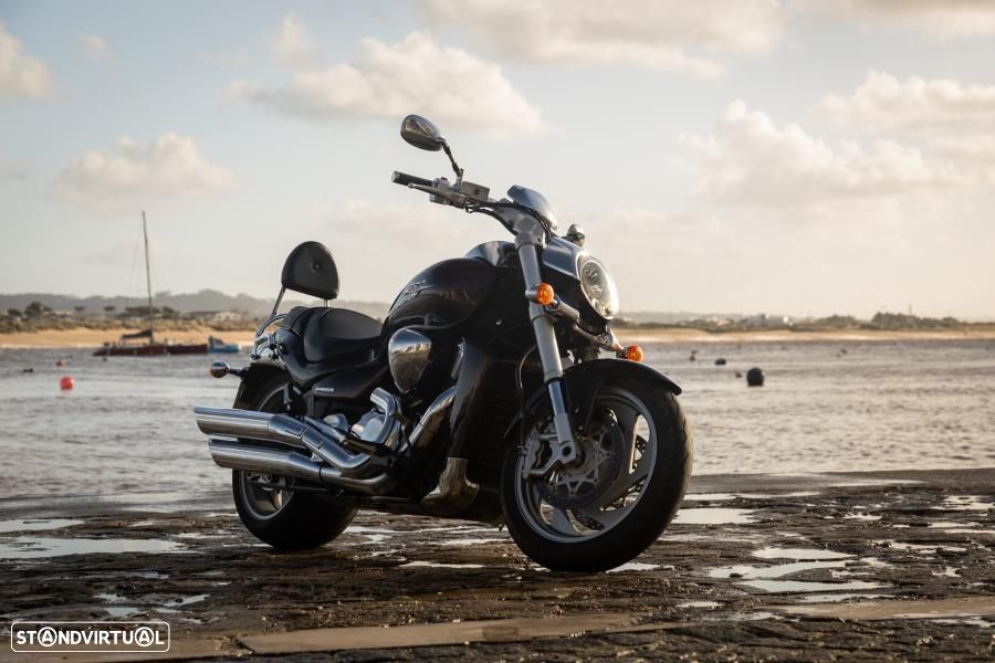 Suzuki Intruder - 24